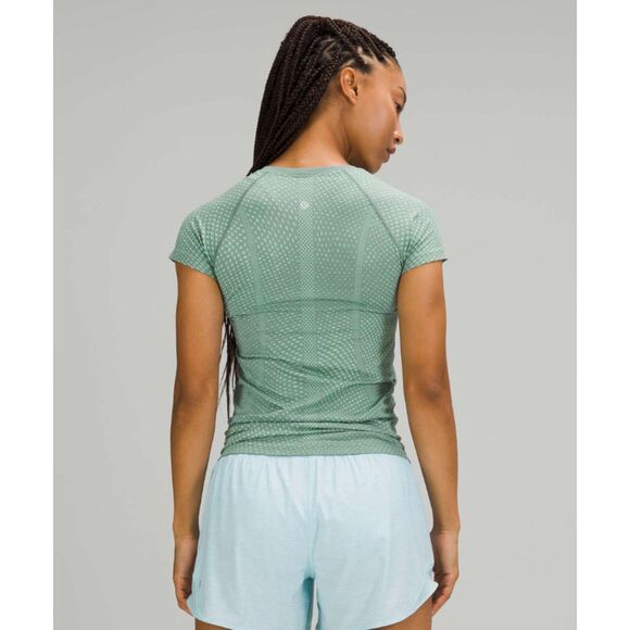 Lululemon Swiftly Tech Short Sleeve 2.0 Sz 14 - Picture 4 of 6